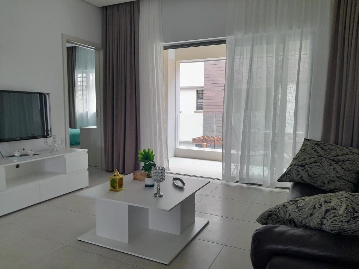 Appt Neuf De 2Ch Ds Residence Avec Piscine, Route Cotiere غراند بايَ المظهر الخارجي الصورة