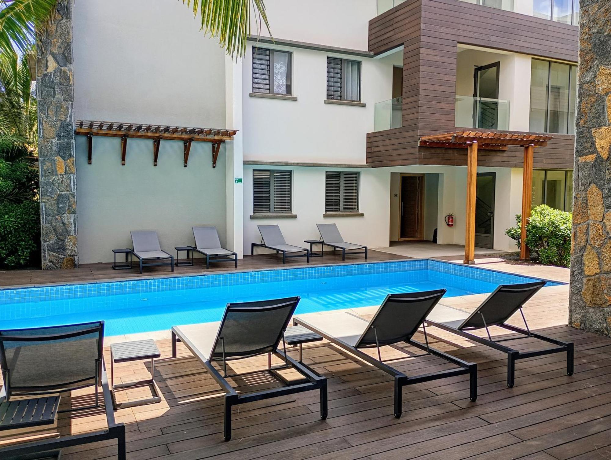 Appt Neuf De 2Ch Ds Residence Avec Piscine, Route Cotiere غراند بايَ المظهر الخارجي الصورة